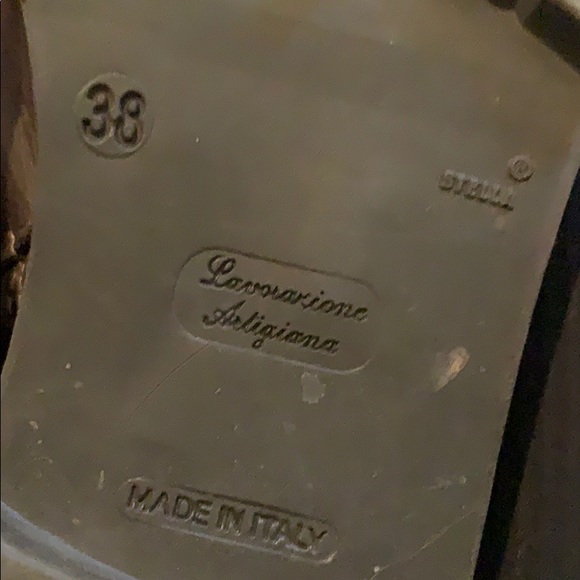 Boots - Picture 2 of 3